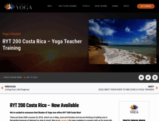 costa-rica.shadesofyoga.com screenshot