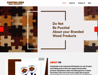customlogowoodproducts.com screenshot