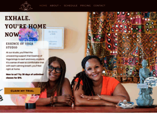 essenceofyogastudio.com screenshot