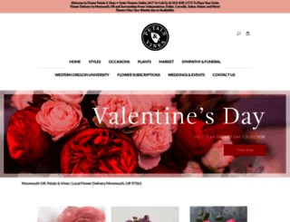 petalsandvinesflorist.com screenshot