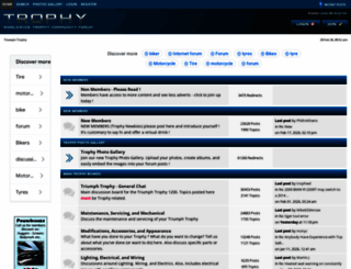 triumph-trophy.com screenshot