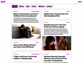 womanlylive.com screenshot