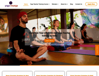 yoganisarga.com screenshot
