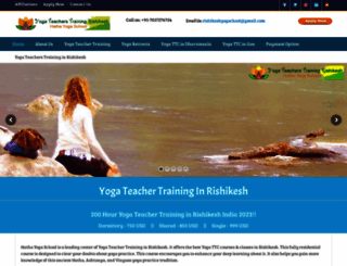 yogateacherstrainingrishikesh.com screenshot